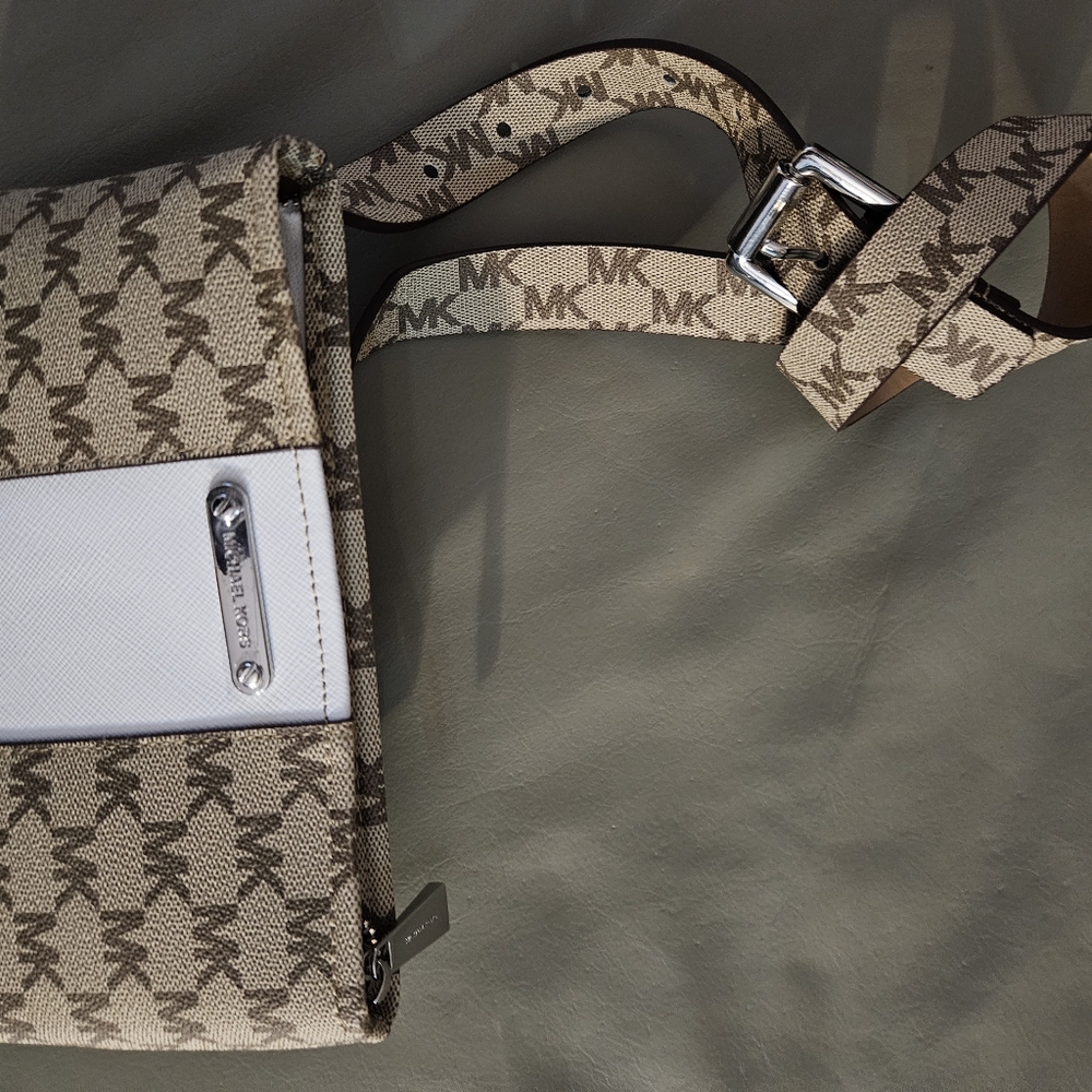 Michael Kors Tan and White Crossbody or Fanny Pack Bag. 9x6 In. Strap 36 In Adju